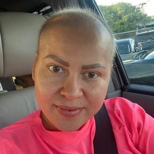 Meet your Posher, Iris